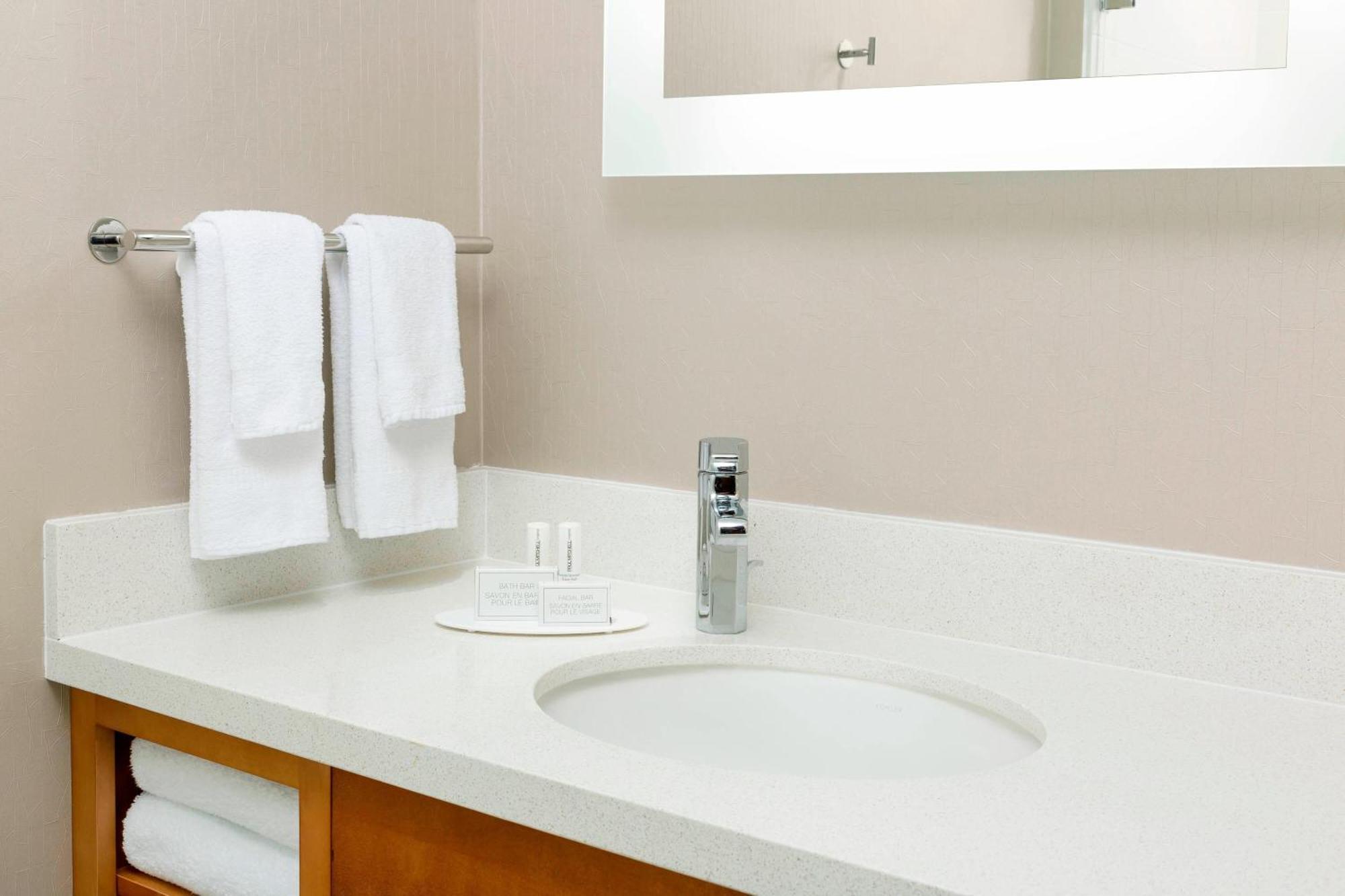 Springhill Suites By Marriott San Diego Mission Valley Bagian luar foto