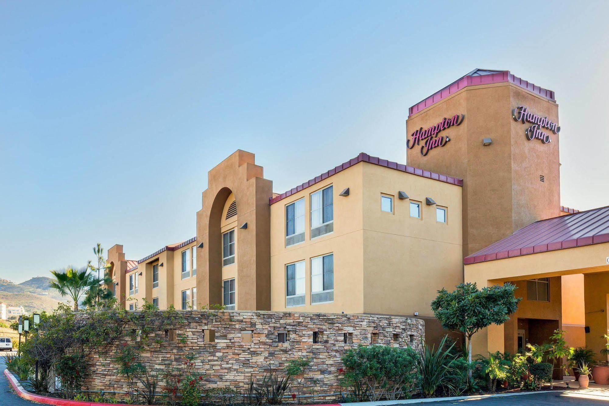 Springhill Suites By Marriott San Diego Mission Valley Bagian luar foto